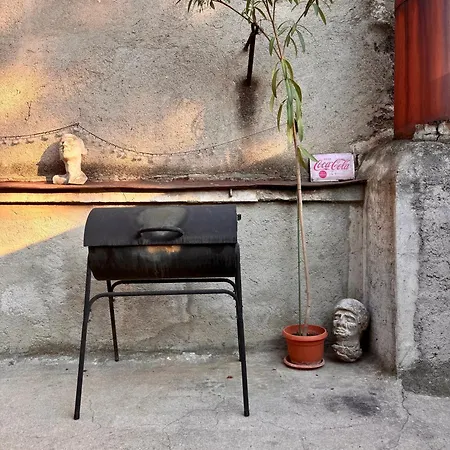 Historic Charm And Modern Comfort - Interwar Bukarest