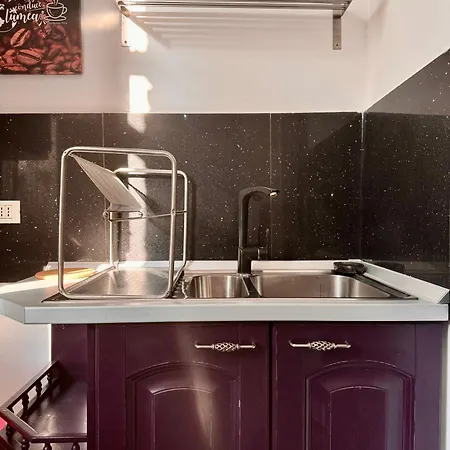 Апартаменты Historic Charm And Modern Comfort - Interwar